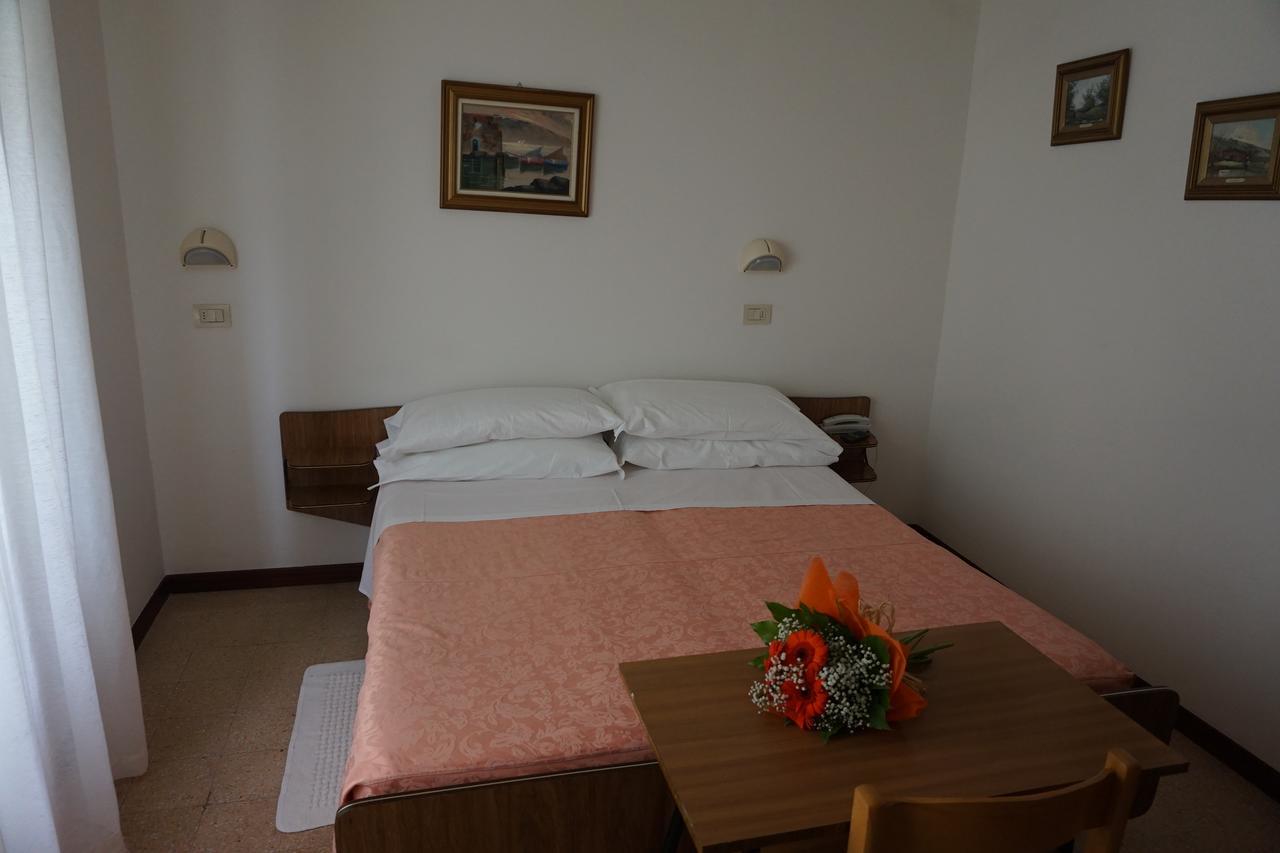 Hotel Aurora Gabicce Mare Zewnętrze zdjęcie