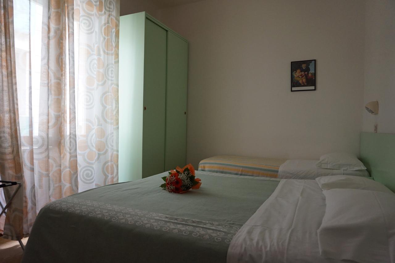 Hotel Aurora Gabicce Mare Zewnętrze zdjęcie